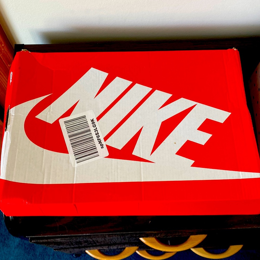 Nike Womens Sneakers size 10